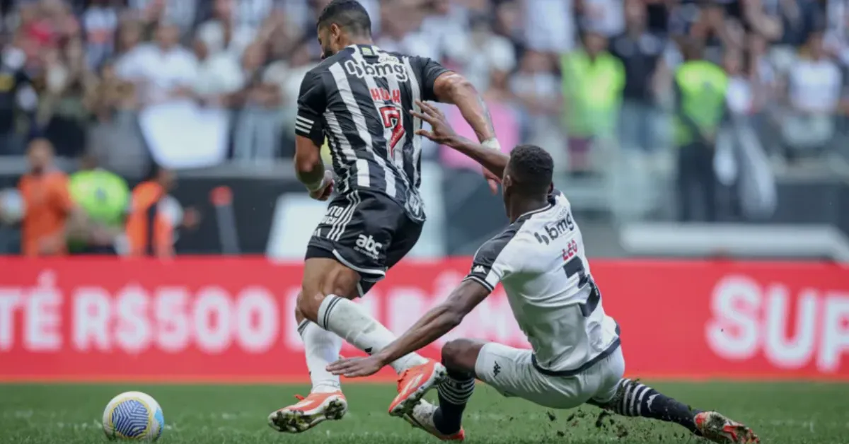 Vasco perde invencibilidade para o Galo em duelo marcado pela estreia de Coutinho