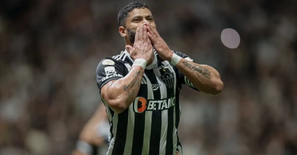 Hulk se prepara para bater recorde como artilheiro do Galo